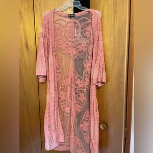 Lacey pink kimono